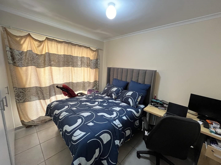 2 Bedroom Property for Sale in Parklands Western Cape